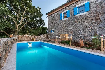 Two-Bedroom House with Pool in Vrh, Croatia
