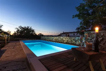 Two-Bedroom House with Pool in Vrh, Croatia