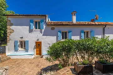 Sea-View Villa in Čižići for 6 Guests