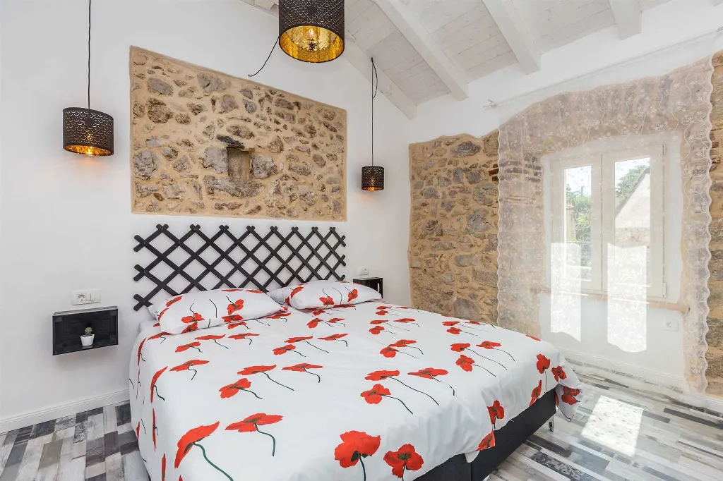Sea-View Villa in Čižići for 6 Guests