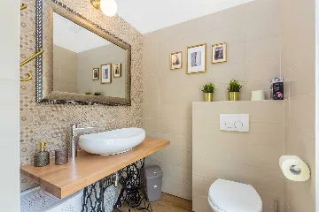 Sea-View Villa in Čižići for 6 Guests