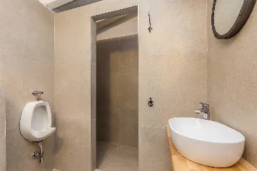 Sea-View Villa in Čižići for 6 Guests