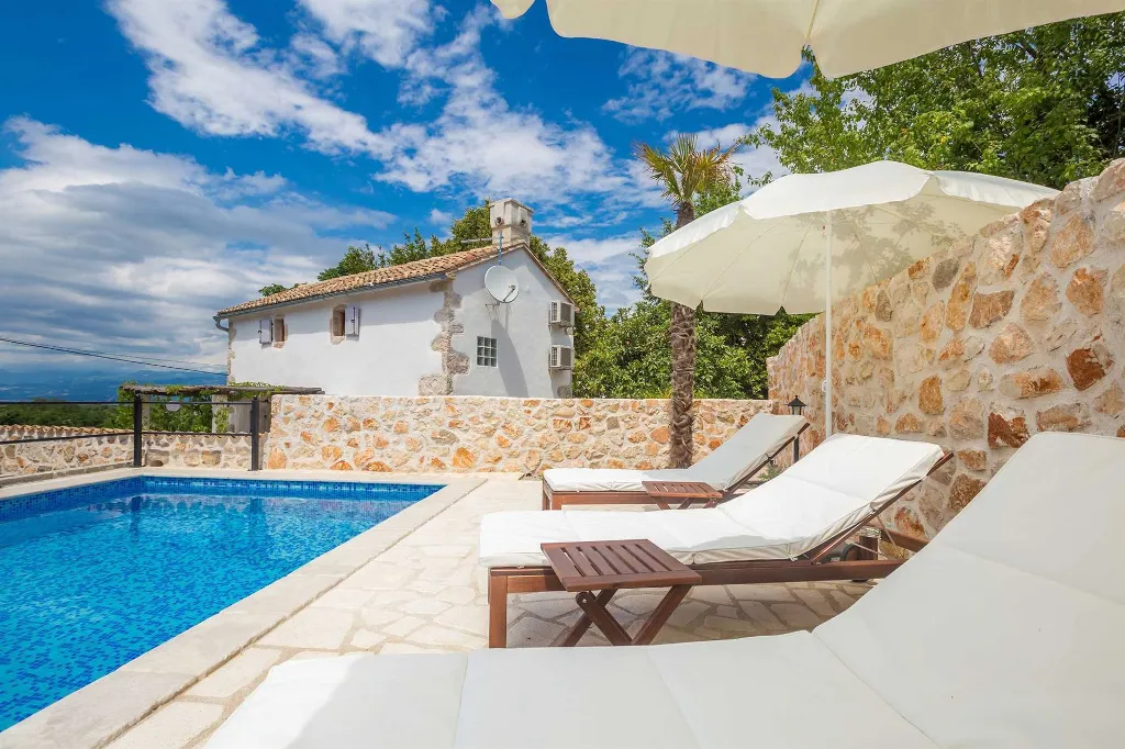 Dobrinj 3-Bedroom House for Up to 7 with Pool