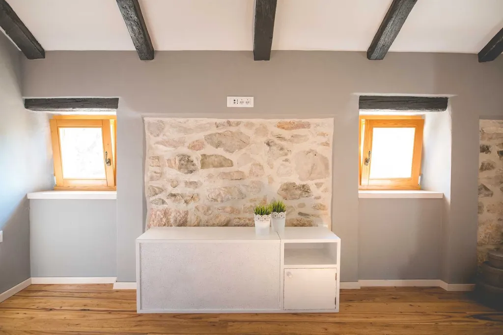 Dobrinj 3-Bedroom House for Up to 7 with Pool