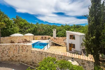 Dobrinj 3-Bedroom House for Up to 7 with Pool