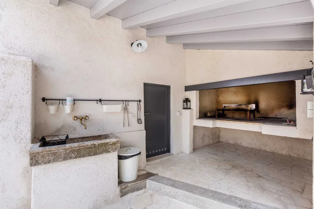 Dobrinj 3-Bedroom House for Up to 7 with Pool
