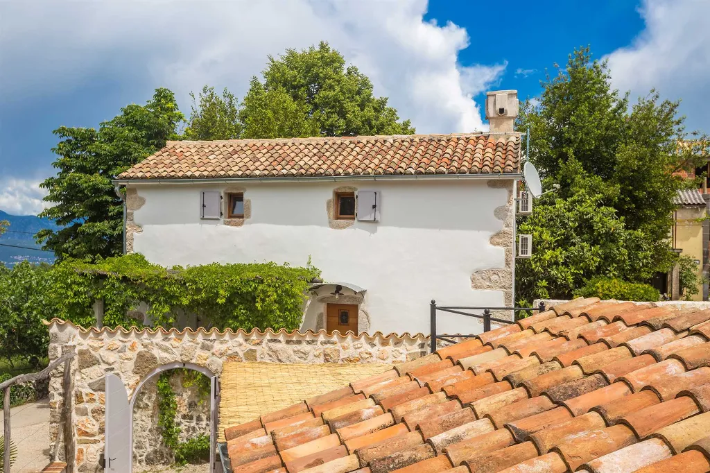 Dobrinj 3-Bedroom House for Up to 7 with Pool