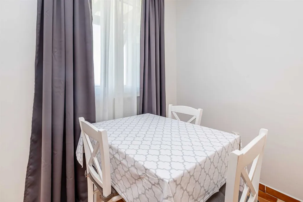Linardići Studio Apartment with Heated Pool