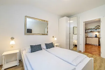 2-Bedroom Apartment in Linardići with Heated Pool