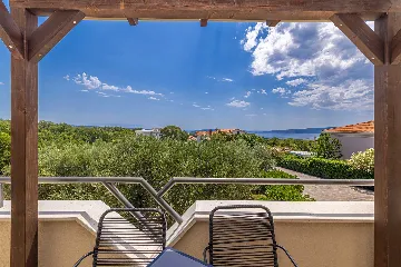 Studio Apartment in Linardići for 2-4 Guests