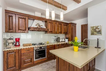 4-Bedroom Villa in Linardići with Heated Pool