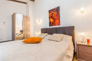 4-Bedroom Villa in Linardići with Heated Pool