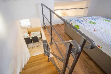 House in Pinezići for up to 6 guests with Jacuzzi