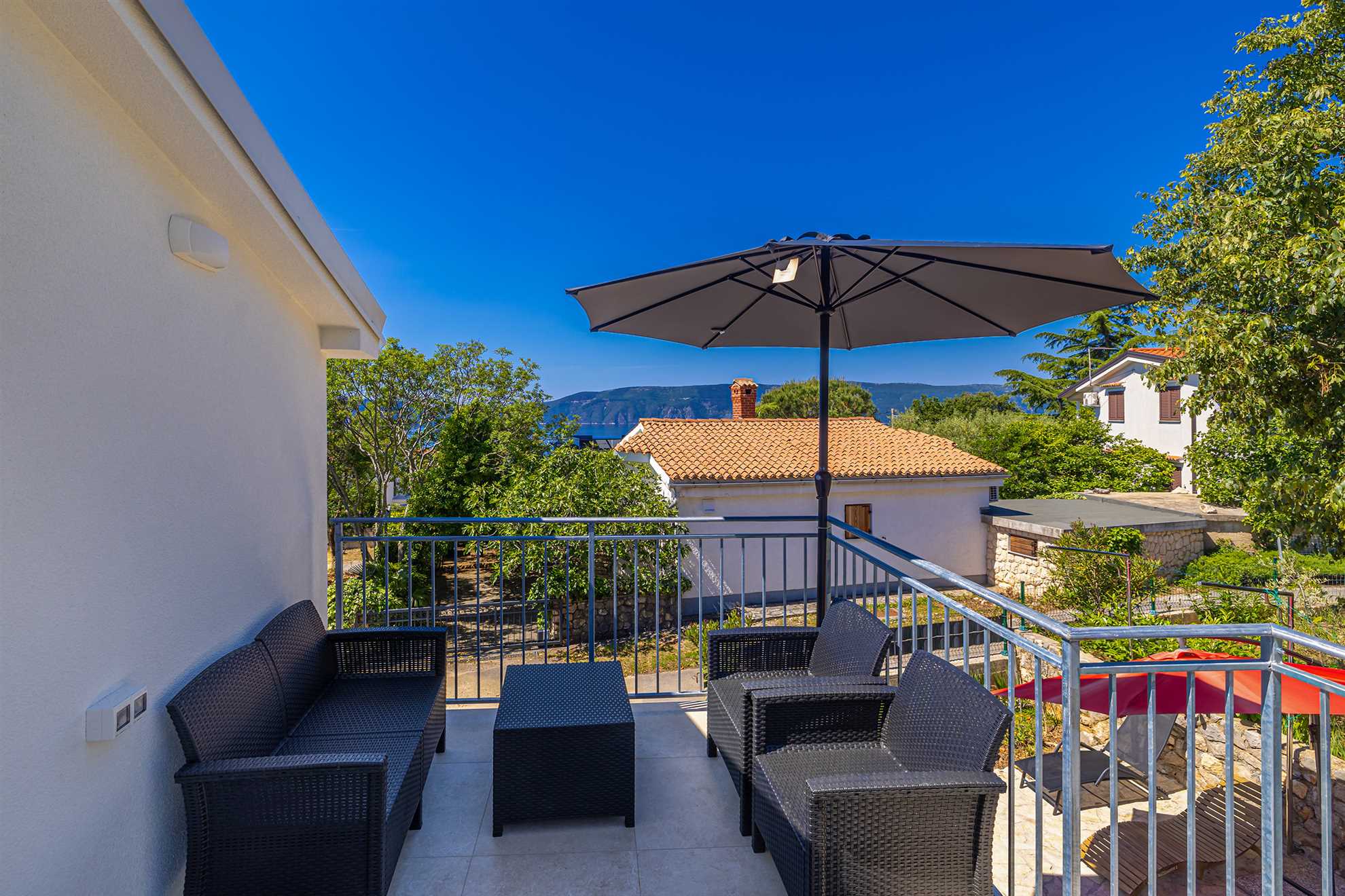 Ferienhaus MICHAEL mit Gemeinschaftspool und privatem Whirlpool