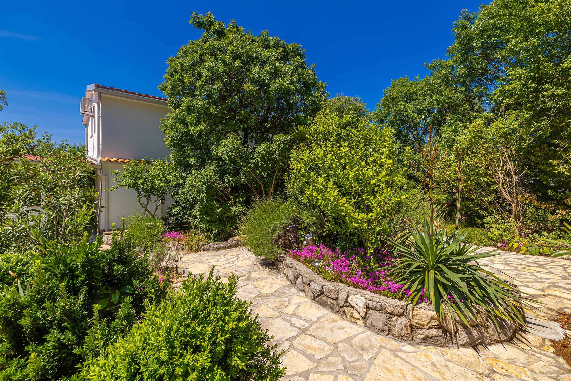 Ferienhaus MICHAEL mit Gemeinschaftspool und privatem Whirlpool