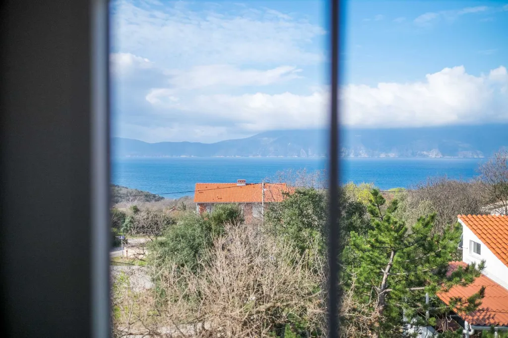 Apartment in Pinezići with Sea View and Pool