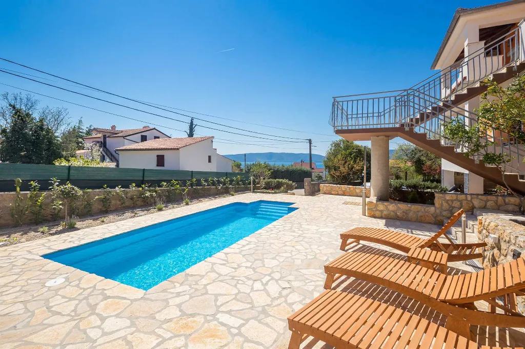 1-Bedroom Apartment in Pinezići for 3 Guests
