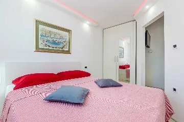1-Bedroom Apartment in Pinezići for 3 Guests