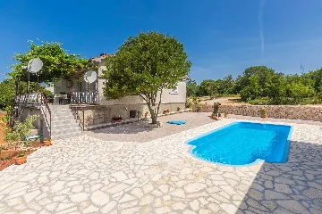 Krk 3-Bedroom Apartment with Private Pool