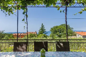 Krk 3-Bedroom Apartment with Private Pool