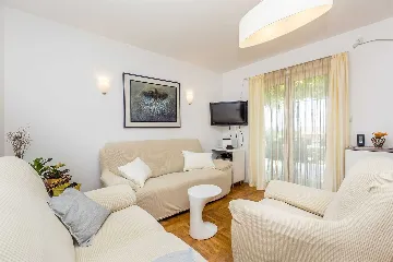 Krk 3-Bedroom Apartment with Private Pool