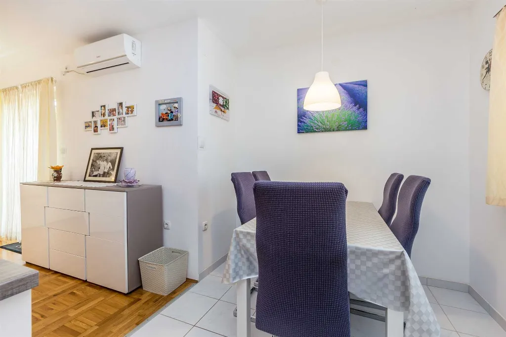 Krk 3-Bedroom Apartment with Private Pool
