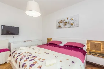 Krk 3-Bedroom Apartment with Private Pool