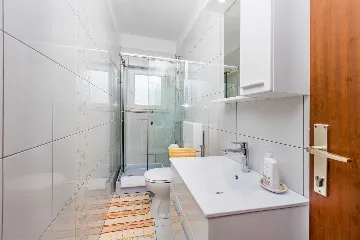 Krk 3-Bedroom Apartment with Private Pool