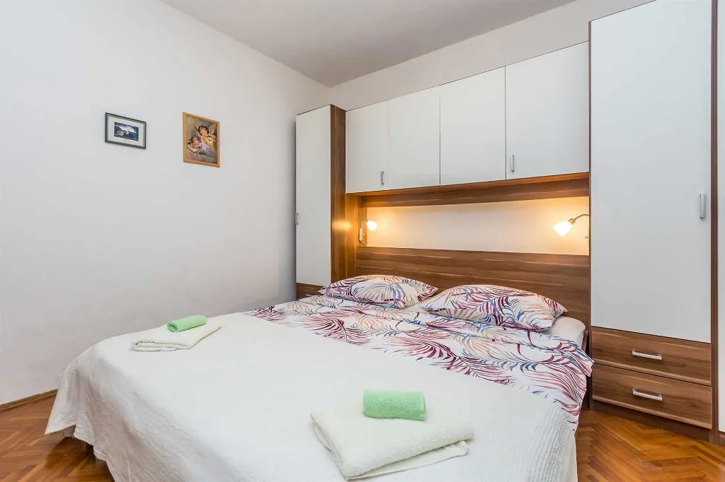 Krk 3-Bedroom Apartment with Private Pool