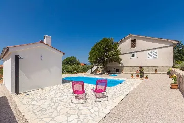 Krk 3-Bedroom Apartment with Private Pool