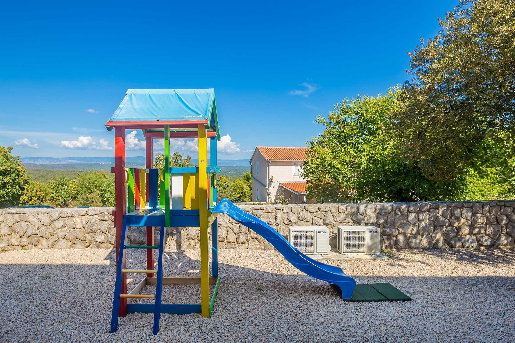 Ferienhaus MEDITERAN mit Swimmingpool