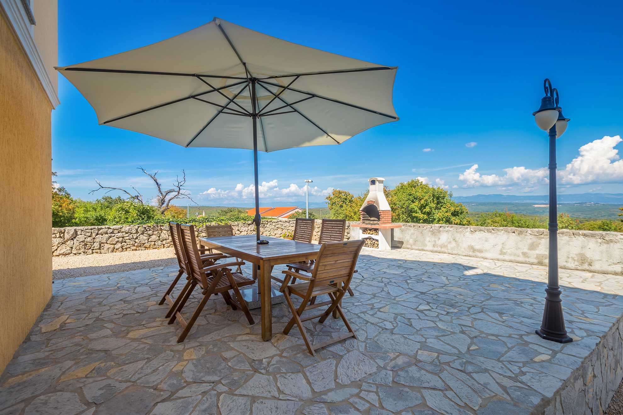 Ferienhaus MEDITERAN mit Swimmingpool