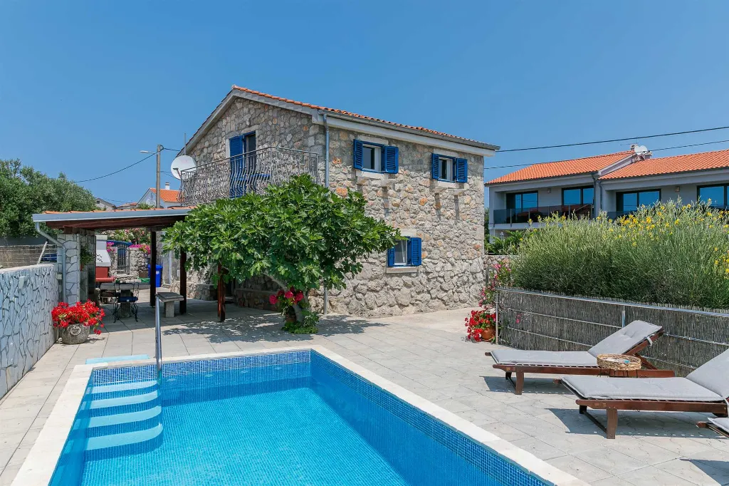 House in Brzac for Up to 5 Guests