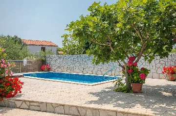 House in Brzac for Up to 5 Guests