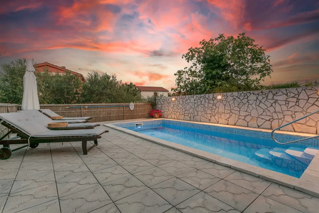 House in Brzac for Up to 5 Guests