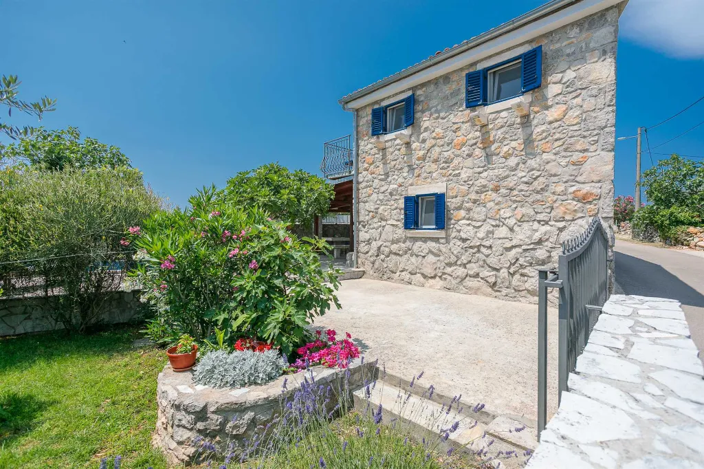 House in Brzac for Up to 5 Guests