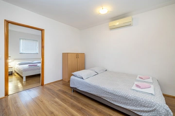 1-Bedroom Apartment with Private Pool in Linardići