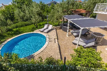 Brzac House with Private Pool for Up to 10