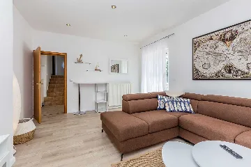 Brzac House with Private Pool for Up to 10