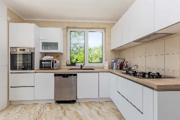 Brzac House with Private Pool for Up to 10