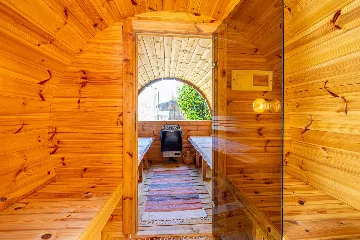 Linardići Villa with Private Pool, Jacuzzi & Sauna