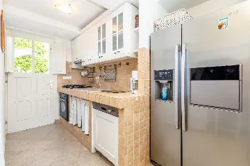 4-Bedroom House in Linardići for 8 Guests