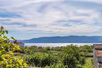 4-Bedroom House in Linardići for 8 Guests