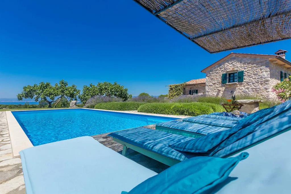 3-Bedroom House in Strilčići with Heated Pool