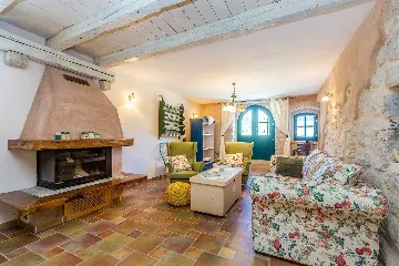 3-Bedroom House in Strilčići with Heated Pool