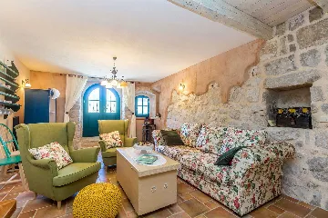 3-Bedroom House in Strilčići with Heated Pool