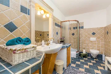 3-Bedroom House in Strilčići with Heated Pool