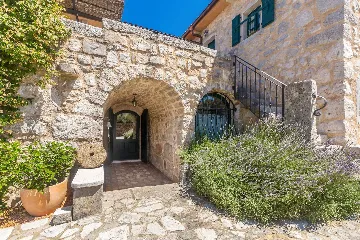 3-Bedroom House in Strilčići with Heated Pool