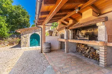 3-Bedroom House in Strilčići with Heated Pool