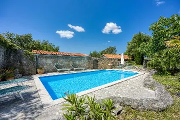 Villa with Private Pool in Bajčići for 6 Guests